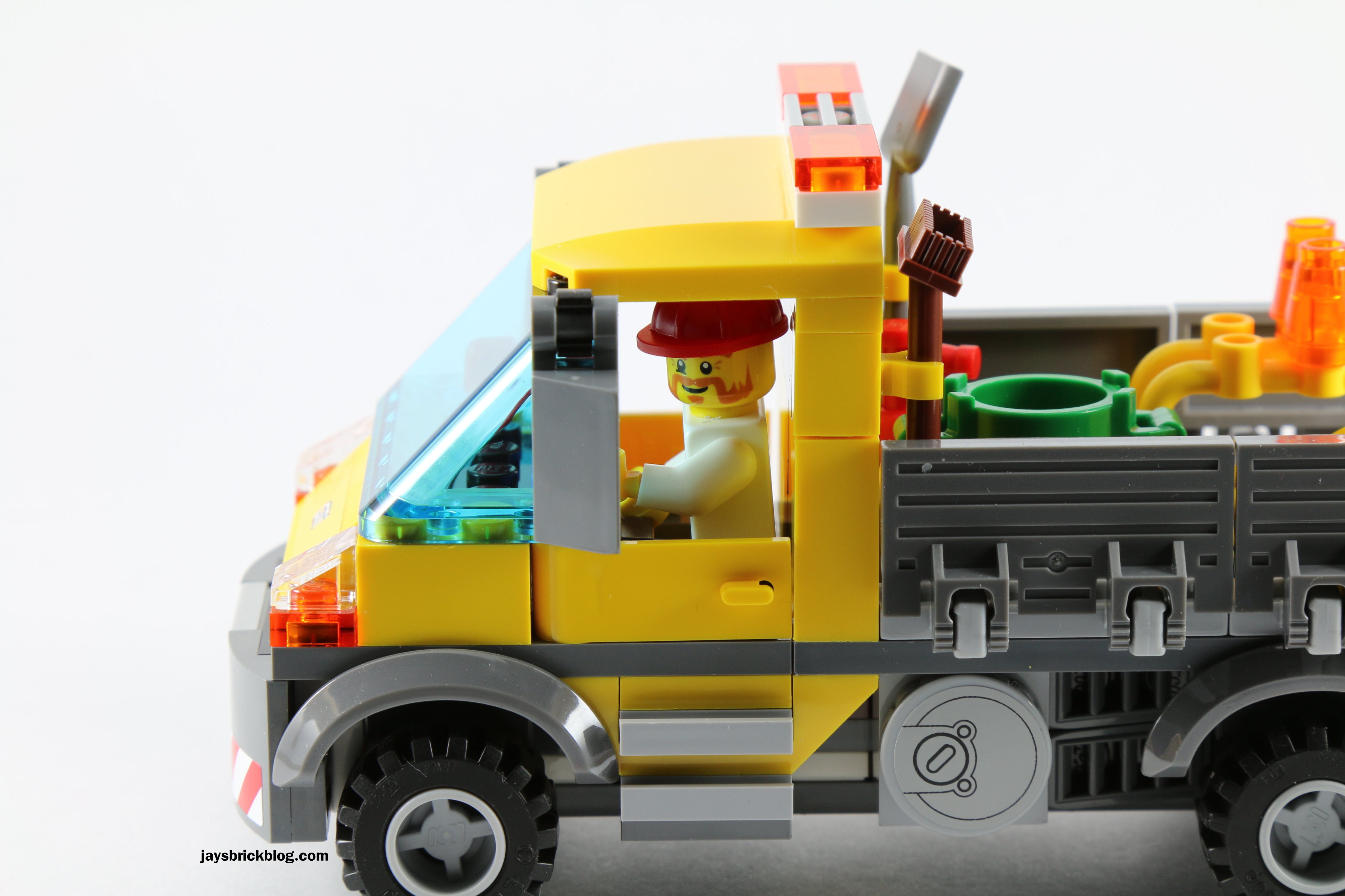 Review: LEGO City 60073 - Service Truck