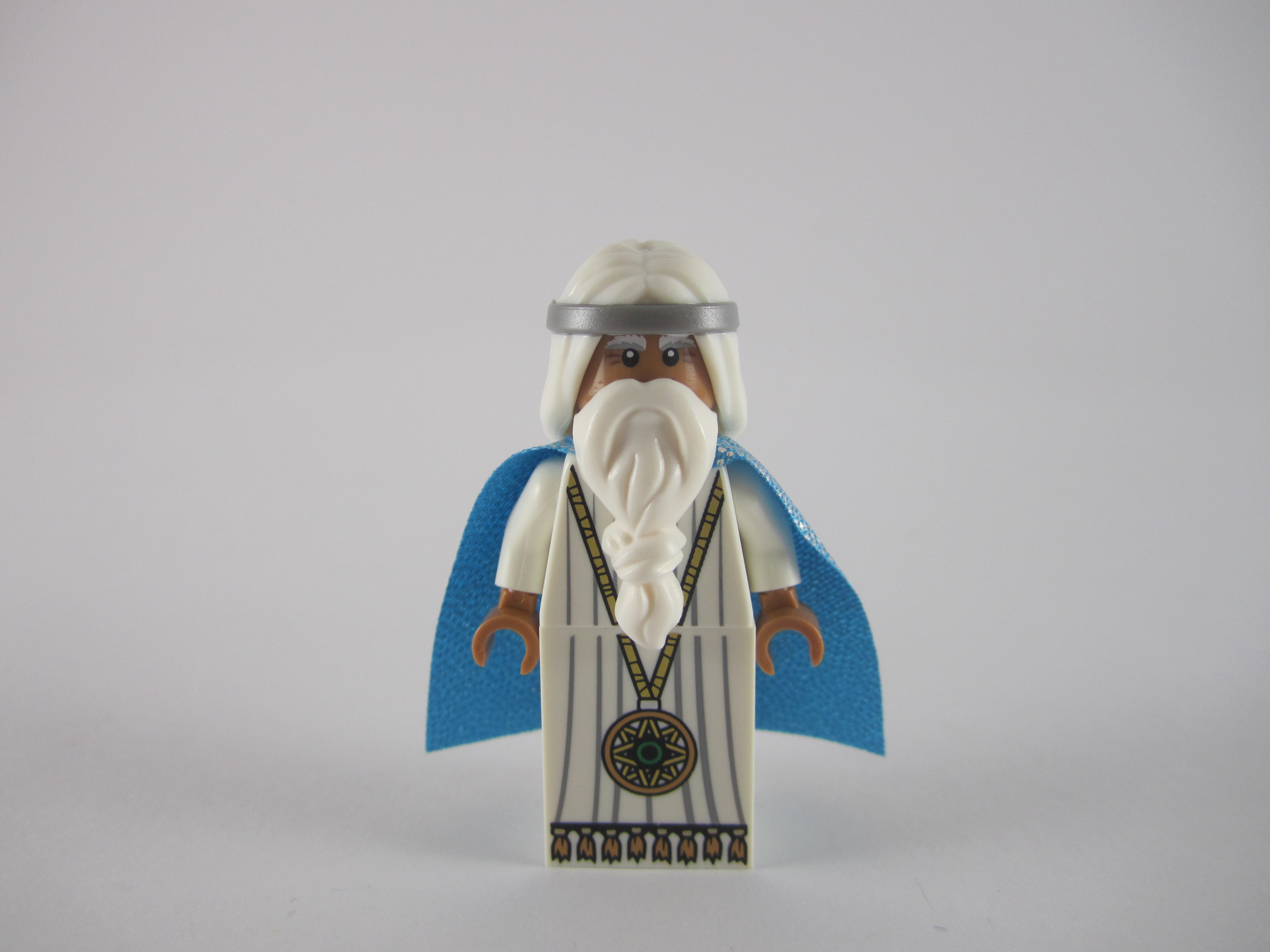 The LEGO Movie MiniFigure with Medallion and Cape Vitruvius