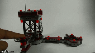 LEGO 76020 Knowhere Escape Mission Play Feature