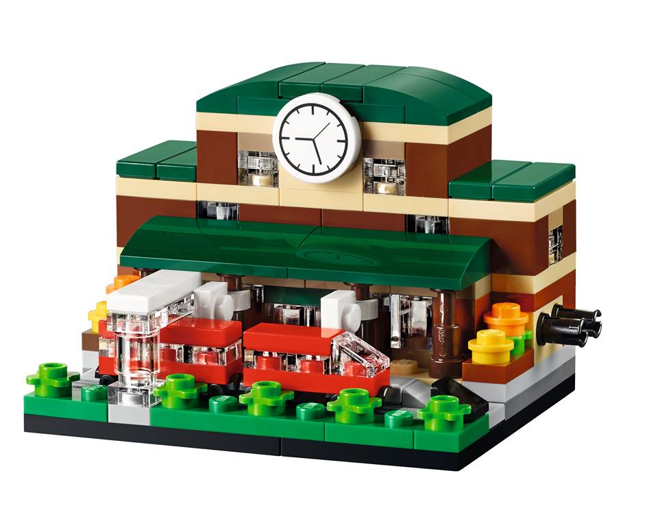 Toys R Us Bricktober 2015 40142 Bricktober Train Station Model
