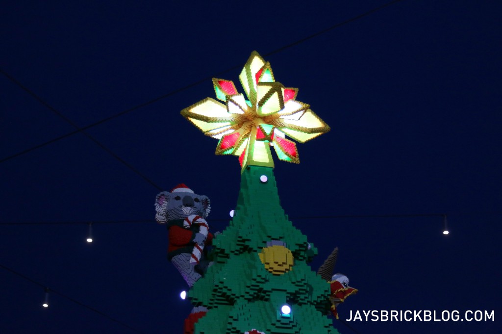 LEGO Christmas Tree Federation Square Melbourne - New Star