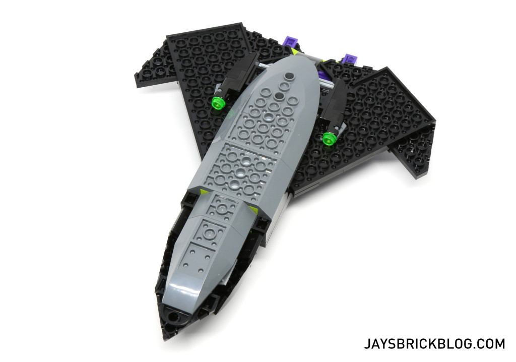 `LEGO 76047 Black Panther Pursuit - Black Panther Jet Underside