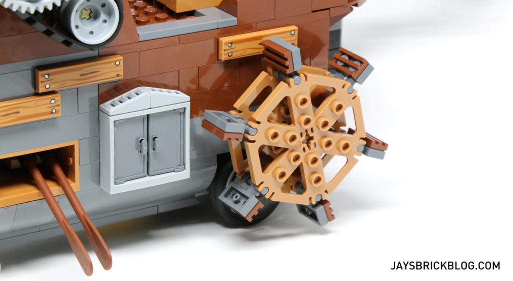 LEGO 75825 Piggy Pirate Ship - Paddle Wheel