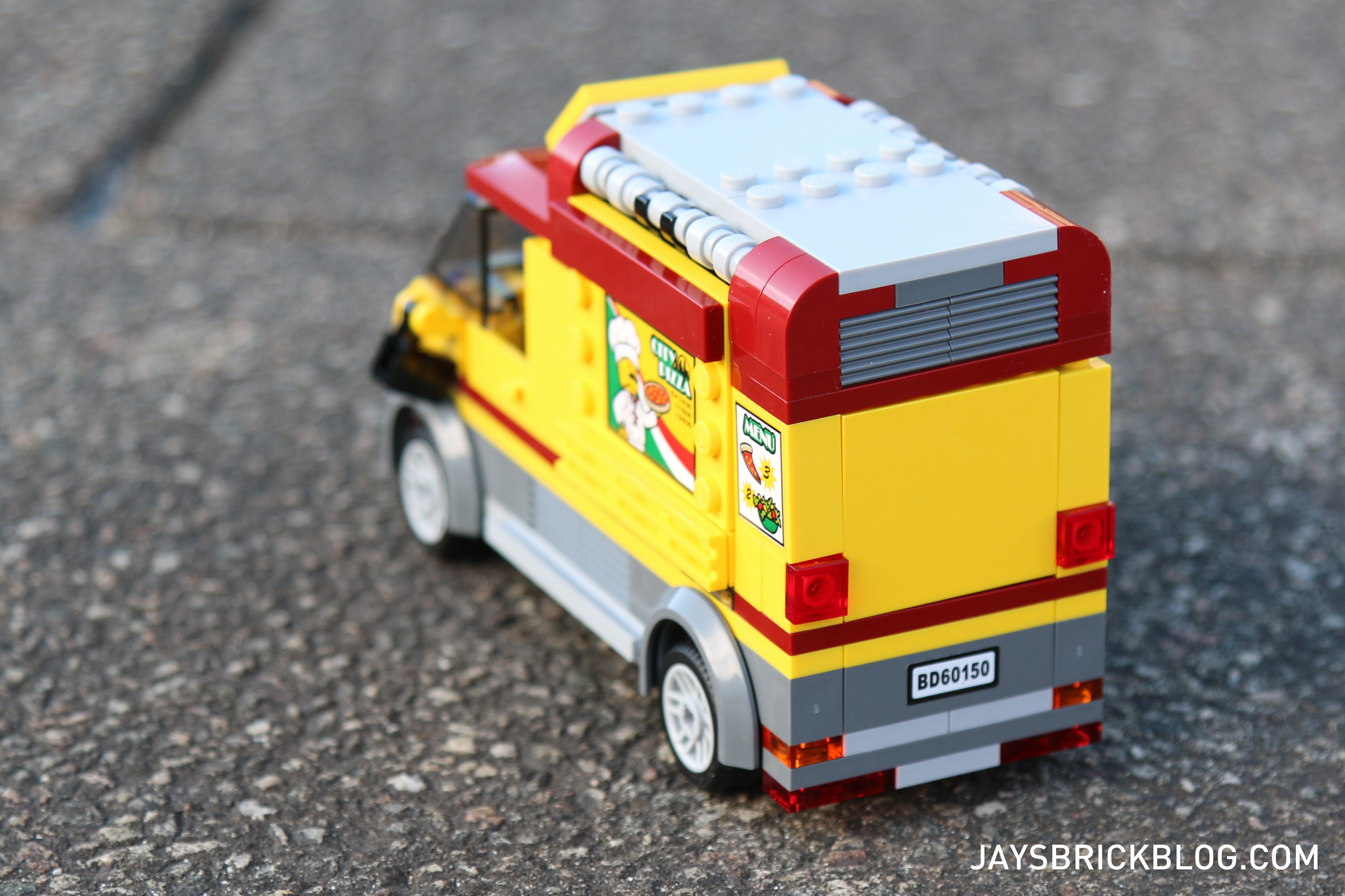 Review: LEGO 60150 Pizza Van - Jay's 