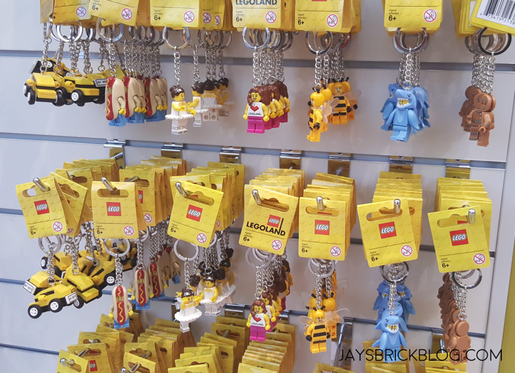 Legoland-Discovery-Centre-Melbourne-Store-Keychains-1024x742.jpg
