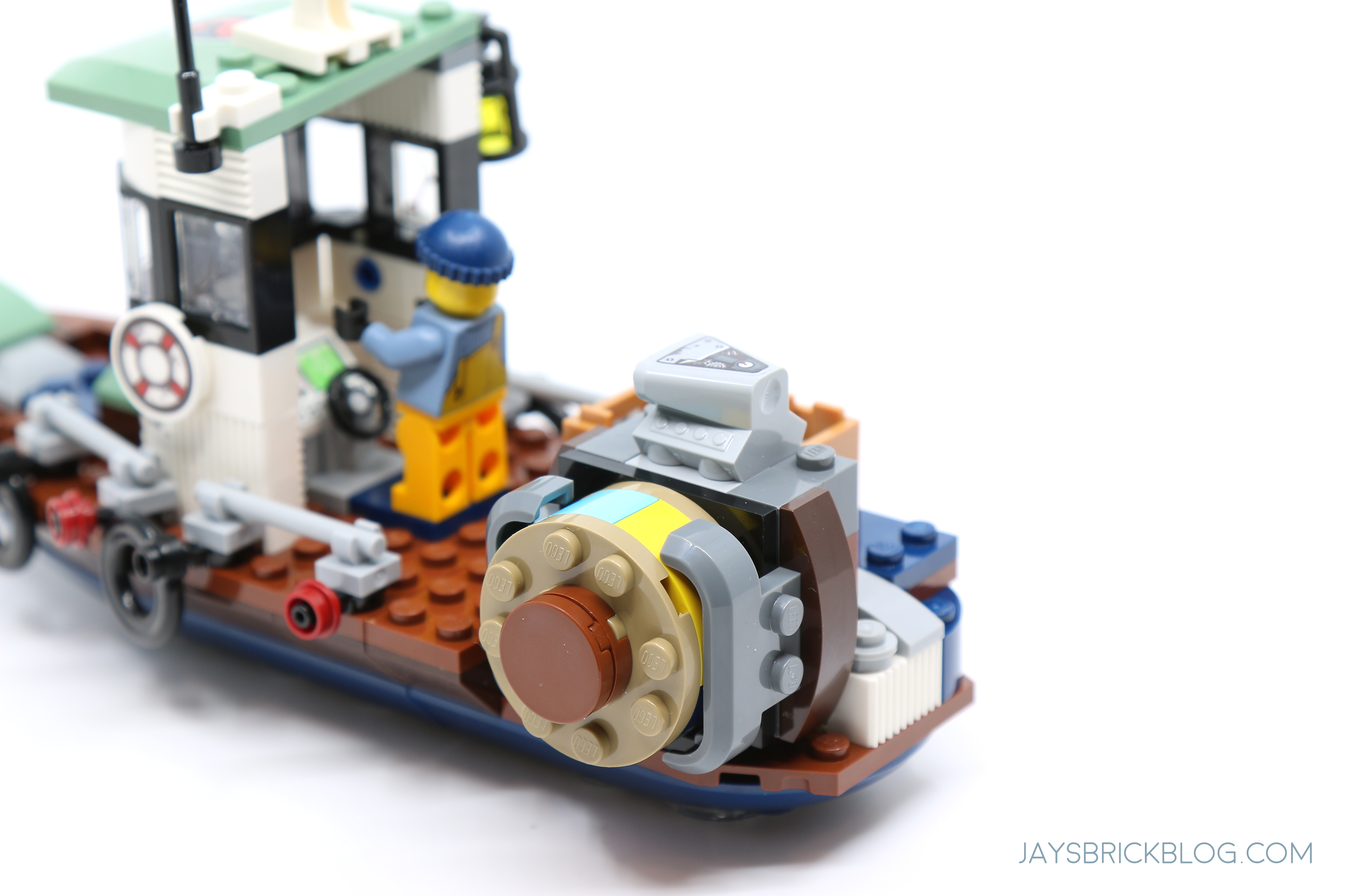 Lego Hidden Side 70419 Minifigures Wrecked Shrimp Boat 