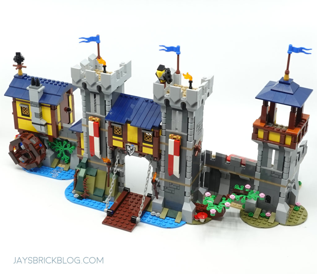 Lego creator 3 in 1 medieval castle