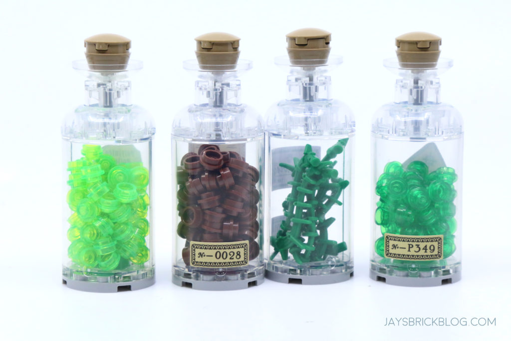 LEGO 76391 Harry Potter Hogwarts Icons Potions Contents