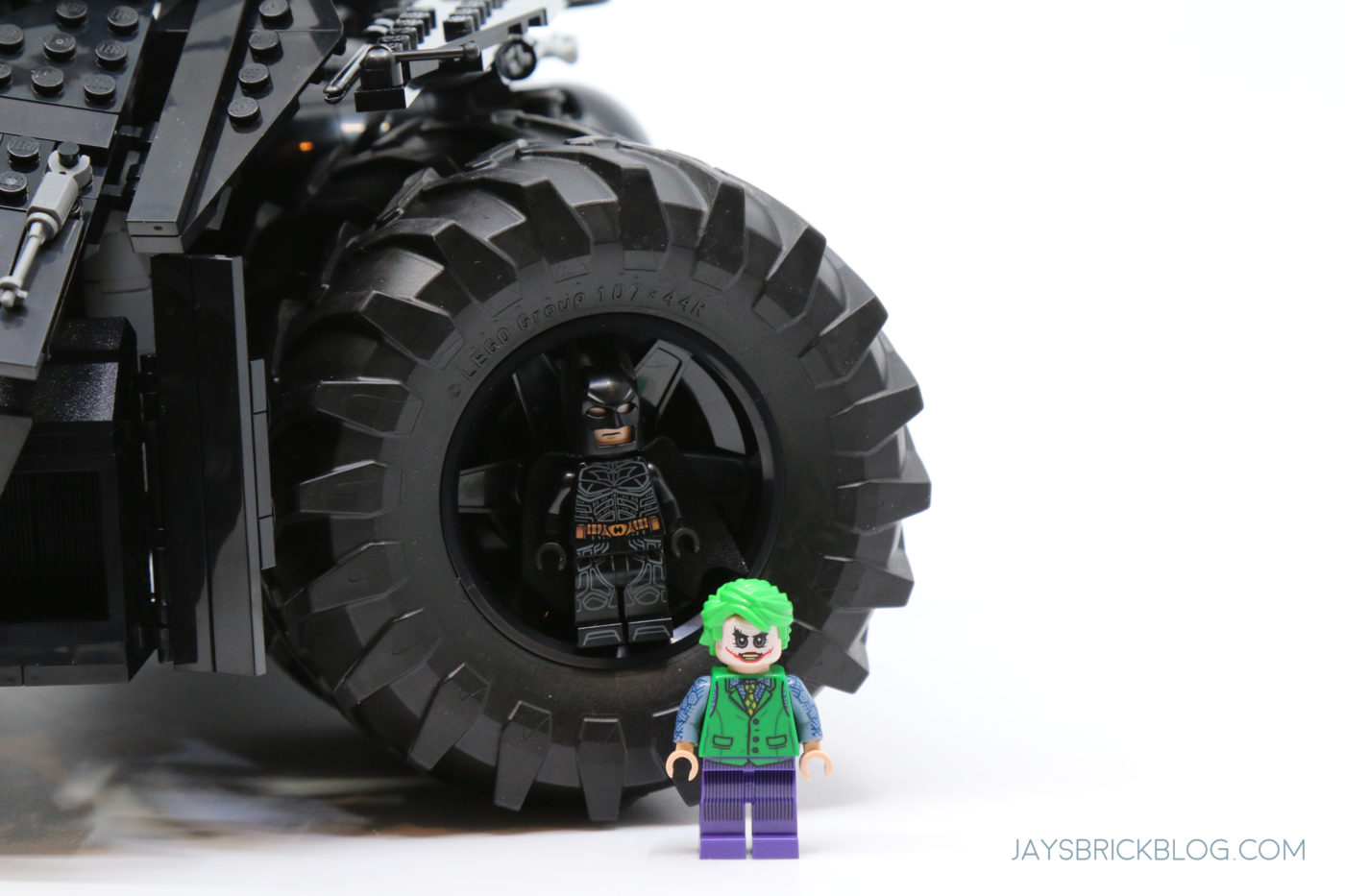 LEGO 76240 Batmobile Tumbler Back Wheel Size