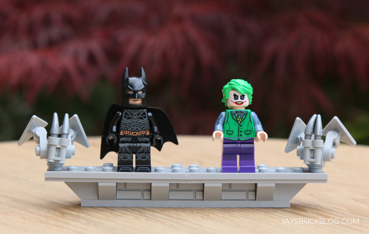 LEGO 76240 Batmobile Tumbler Minifigures Lifestyle