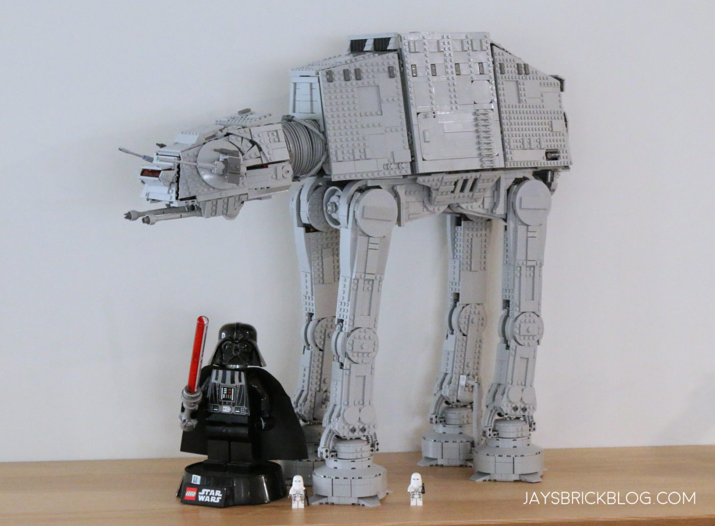 LEGO 75313 UCS AT AT Size Comparison Darth Vader LED Lite and Minifigures