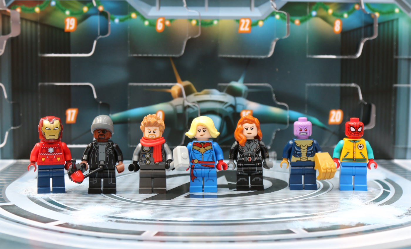 LEGO 2021 Marvel Advent Calendar Minifigures 2