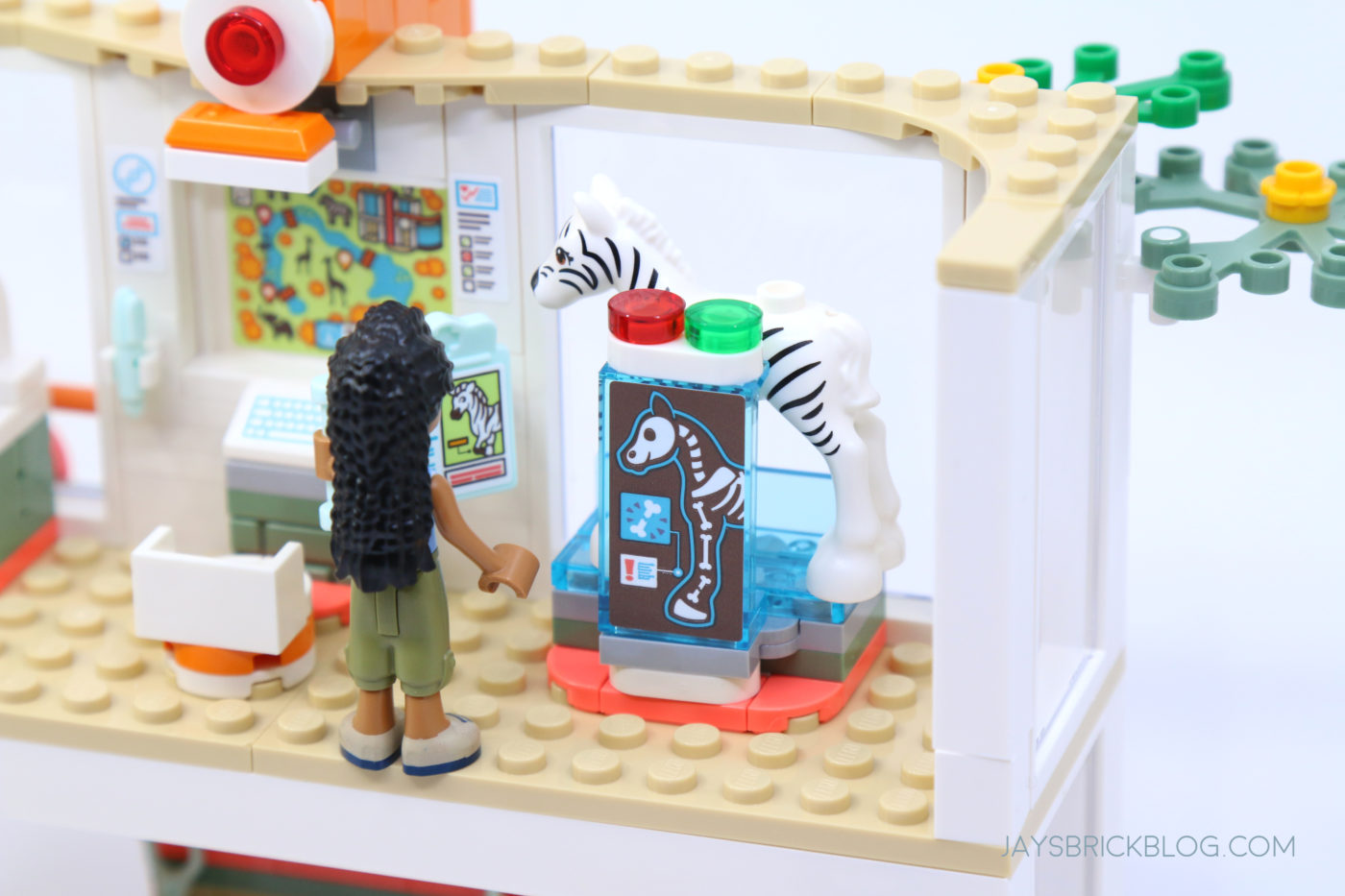 Review: LEGO 41717 Mia\'s Rescue Brick Wildlife - Blog Jay\'s