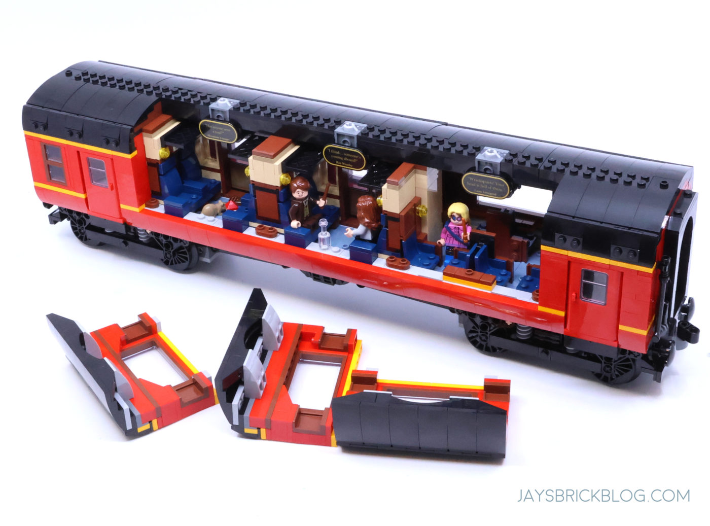Review: LEGO 76405 Hogwarts Express Collector's Edition (2022) - Jay's  Brick Blog
