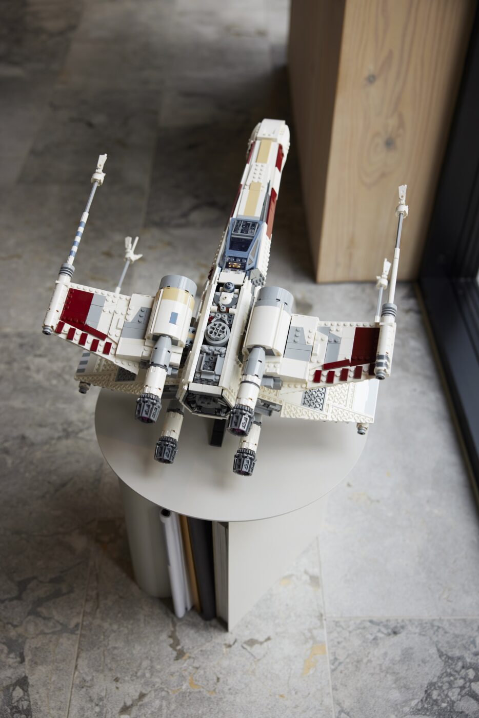 75355 UCS X wing Starfighter Lifestyle Display Top