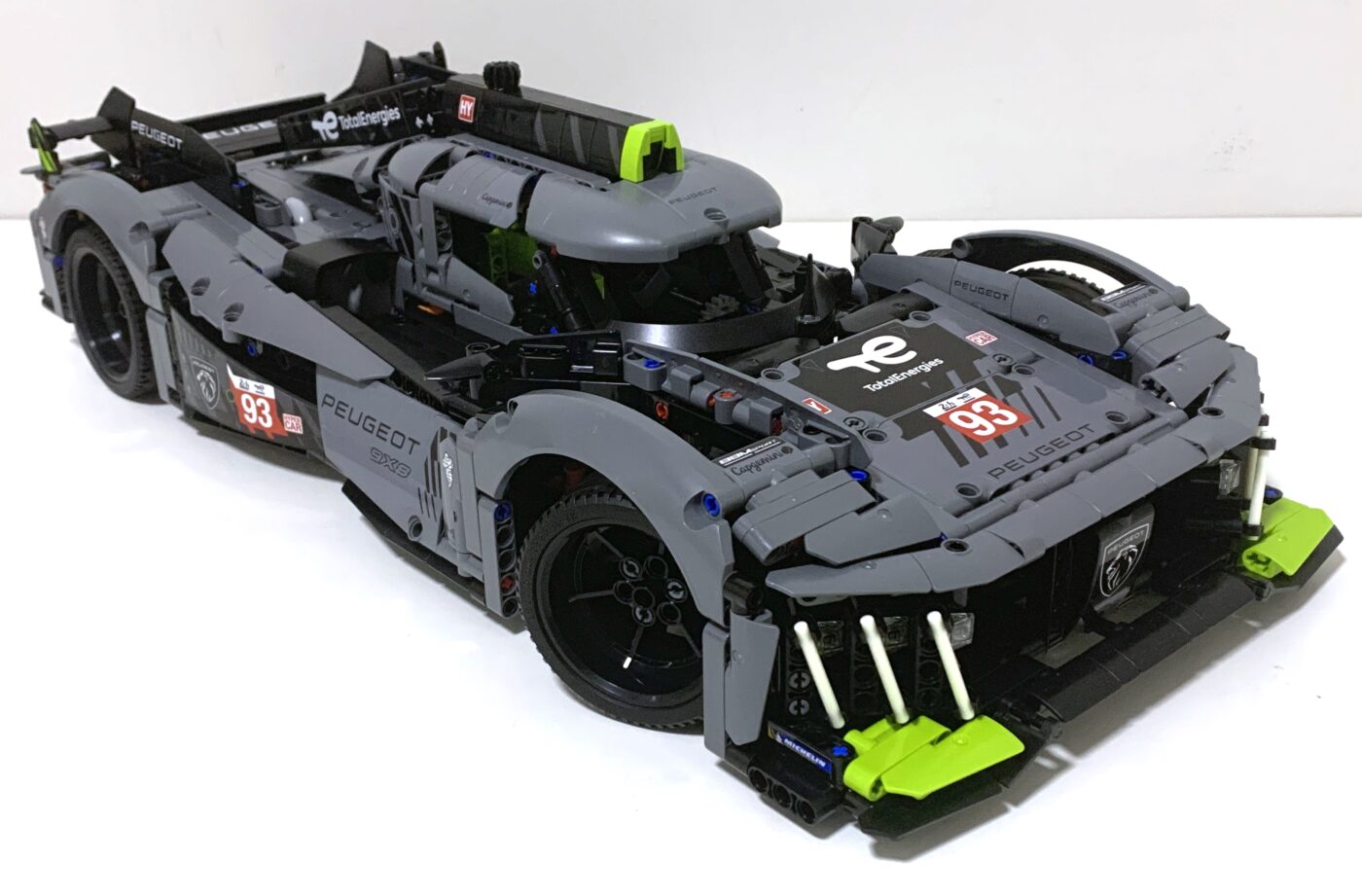 LEGO 42156 Peugeot 9X8 – Steering