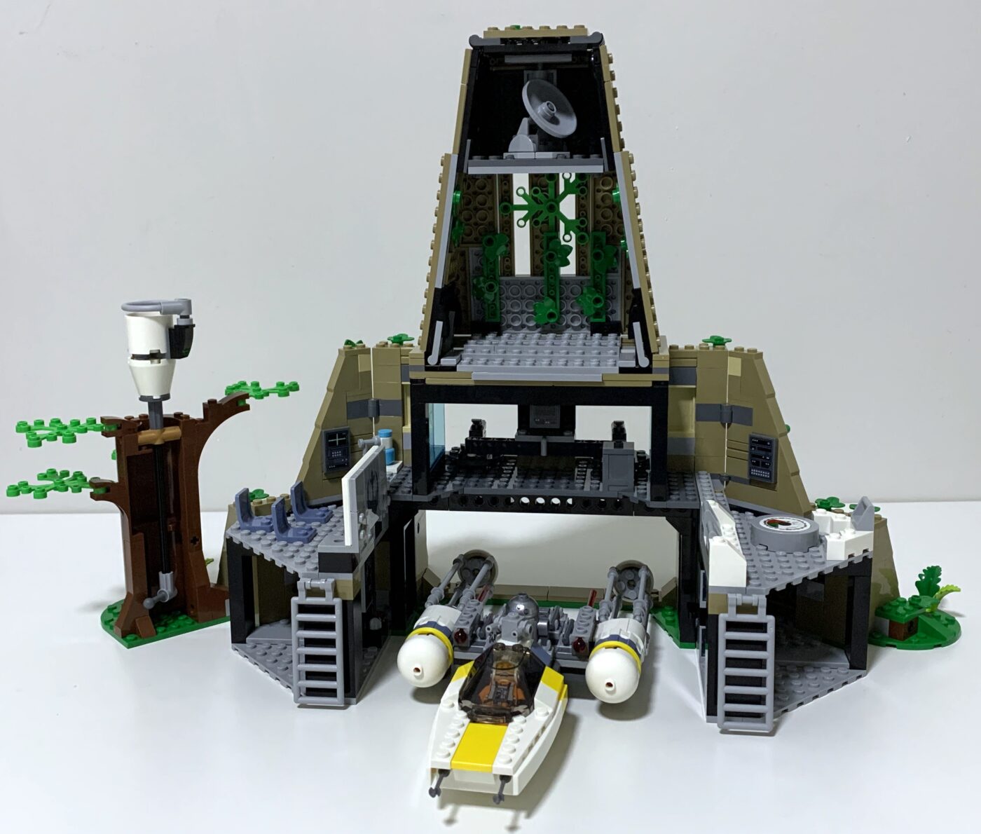 Review: Lego 75365 Yavin 4 Rebel Base - Jay'S Brick Blog