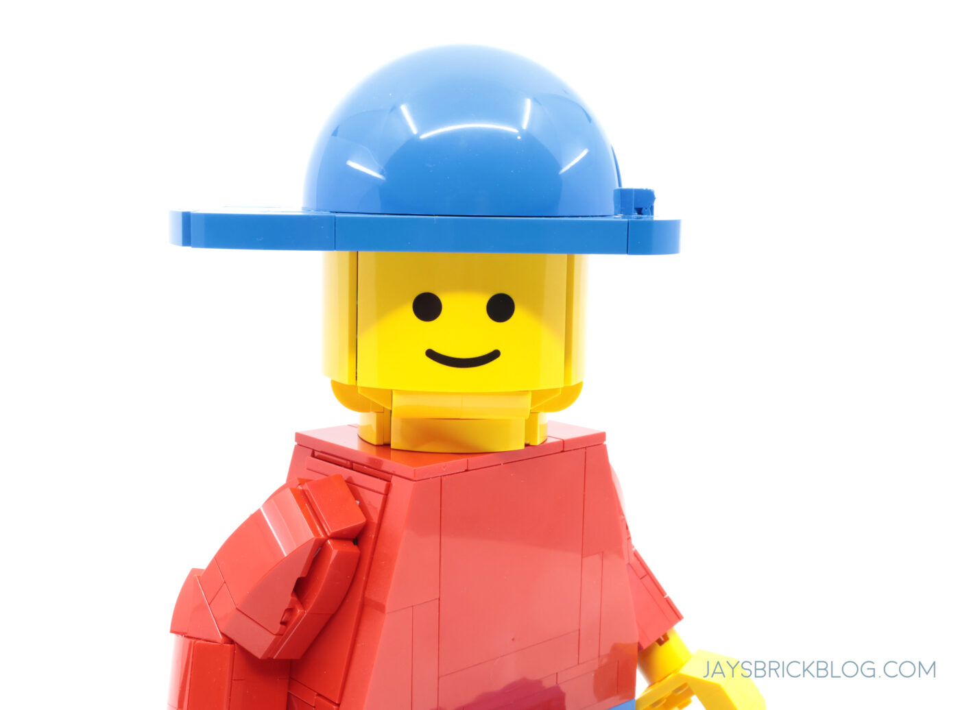 LEGO 40649 Up-Scaled LEGO Minifigure - Magnifying an icon [Review